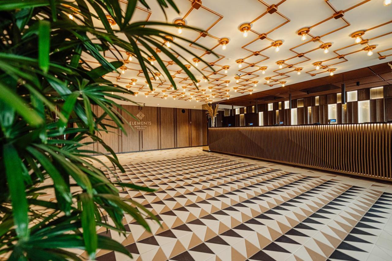 Elements Hotel&Spa Swieradow-Zdroj Exterior photo The lobby of the hotel