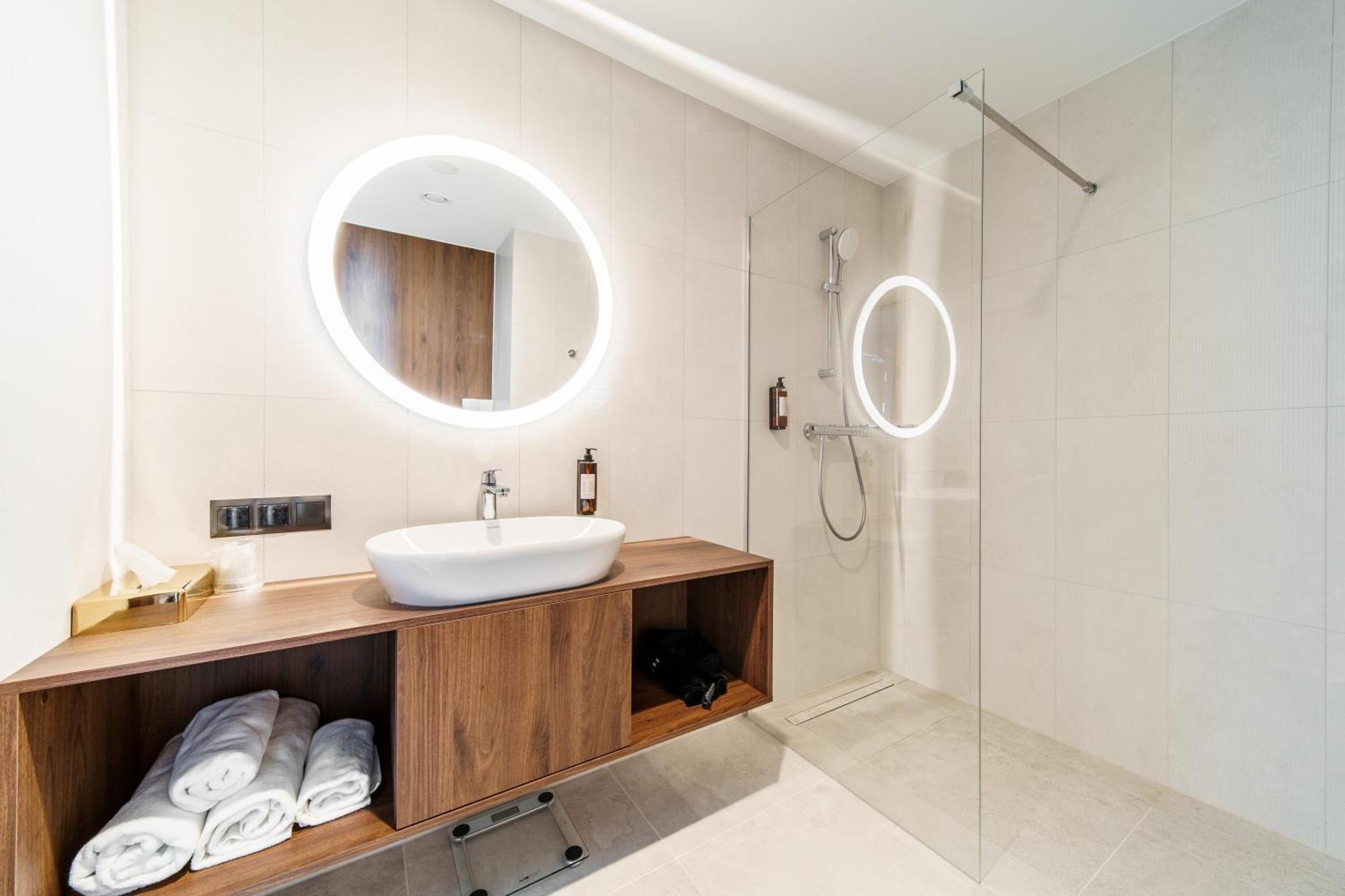 Elements Hotel&Spa Swieradow-Zdroj Exterior photo Bathroom